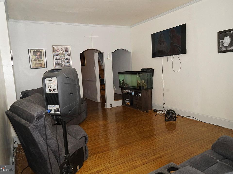 1st image of 4649 Germantown Ave