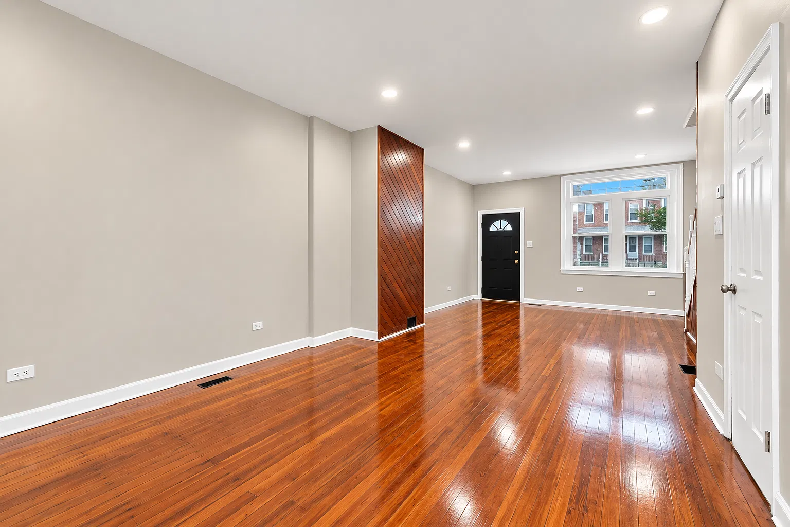 2 bed, $1,599 — Photo 3