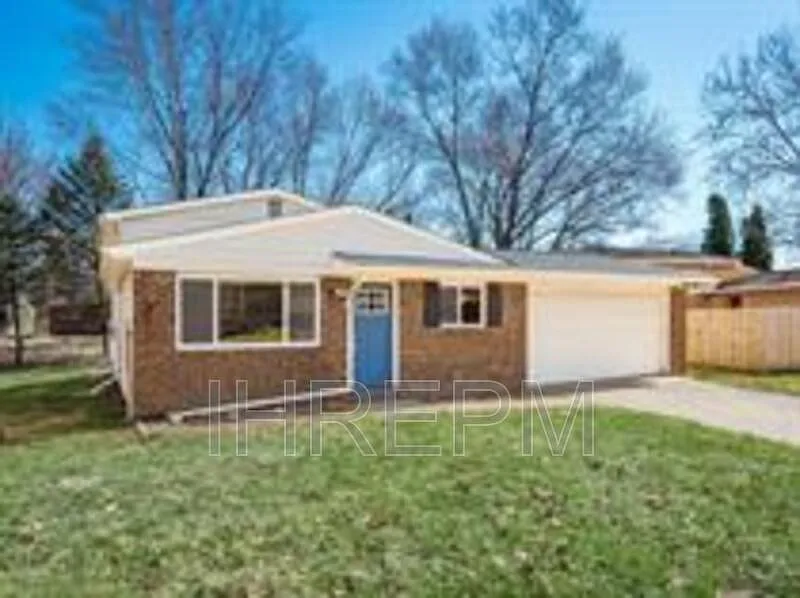 2976 Falcon Bridge Dr photo 1