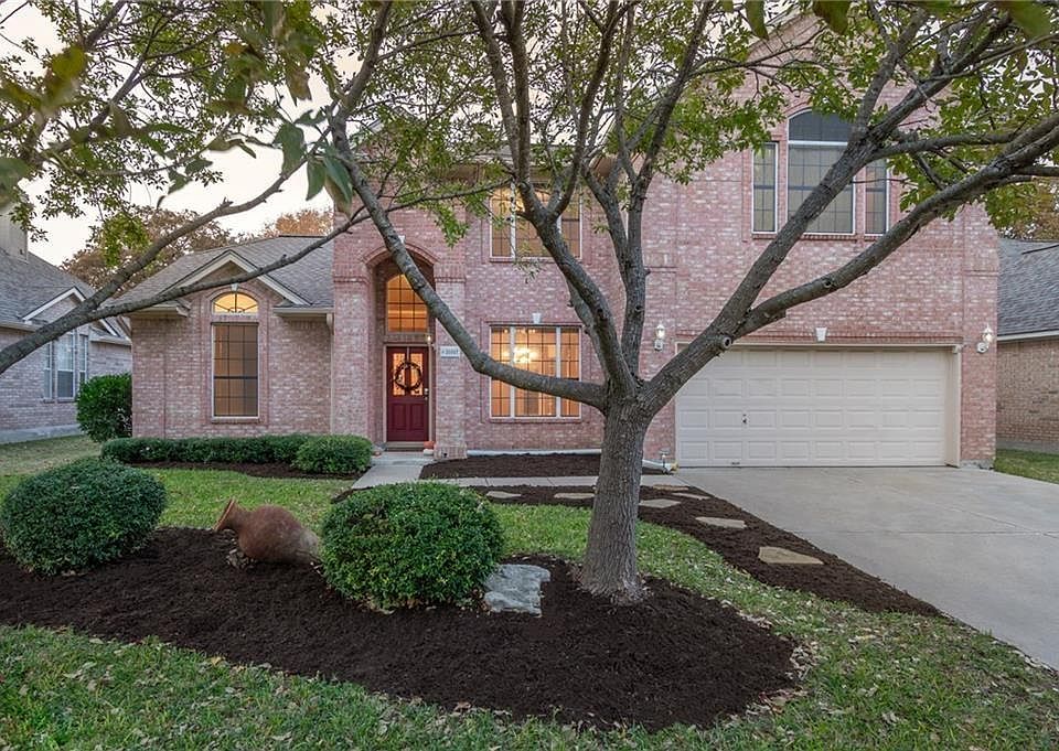 1st image of 30007 Oakland Hills Dr