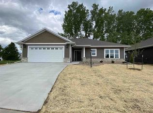 1064 Cecilia Ct, Appleton, WI 54913