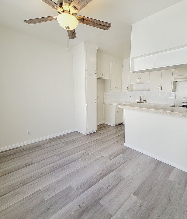 1st image of 1104 E Wilson Ave #9
