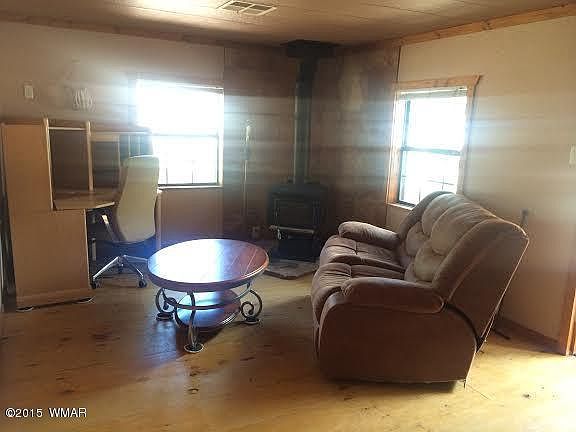 4th image of 660 S 23rd Ave