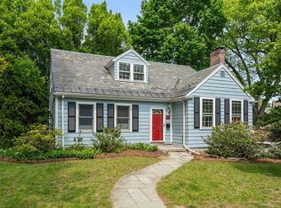 63 Park Ln, Newton, MA 02459