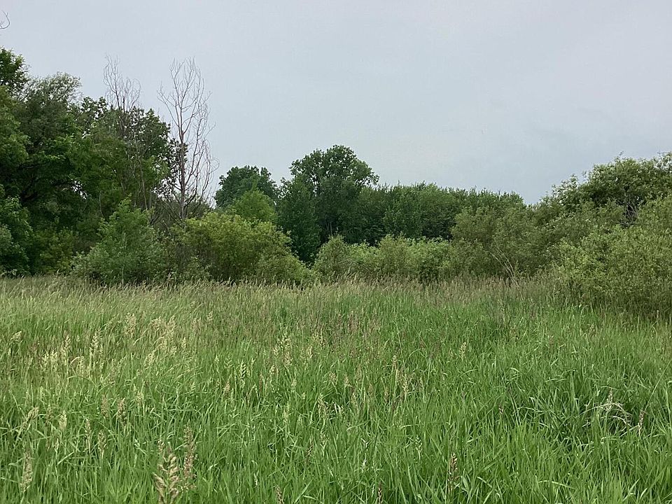2nd image of 16400 Zuehlke Rd