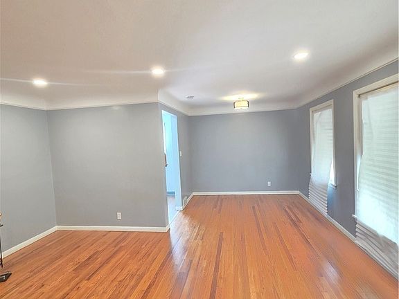 5th image of 4153 E 186th St