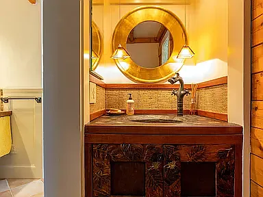1st floor toilet room