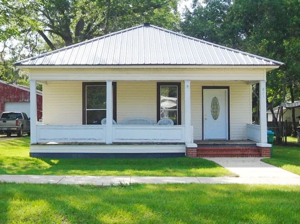 873 4th St, Florala, AL 36442