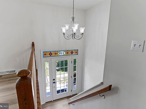 3rd image of 119 Chester Rd