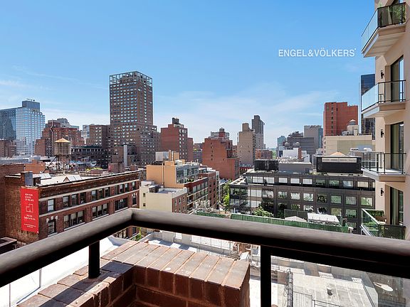 5th image of 300 E 62nd St APT 1005