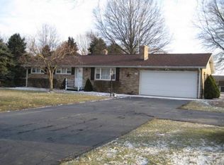 670 Harrison St, Magnolia, OH 44643