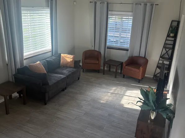 205 N Tampania Ave, Tampa, FL 33609