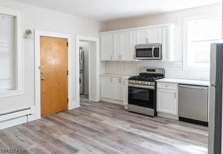 57 Glenridge Ave #3R — Photo 2