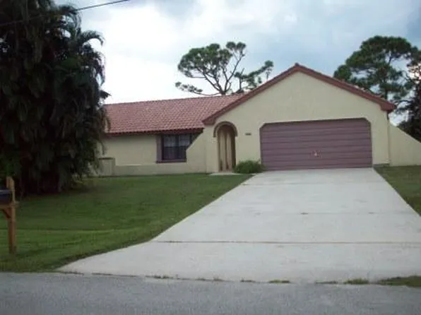3002 SE Dalhart Rd, Port Saint Lucie, FL 34952