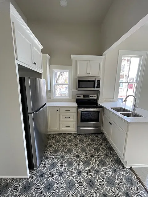 1 bed, 750 sqft, $1,100 — Photo 4