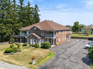 28 Queen St, North Stormont, ON K0A1R0