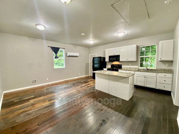 5th image of 503 Central Dr #B