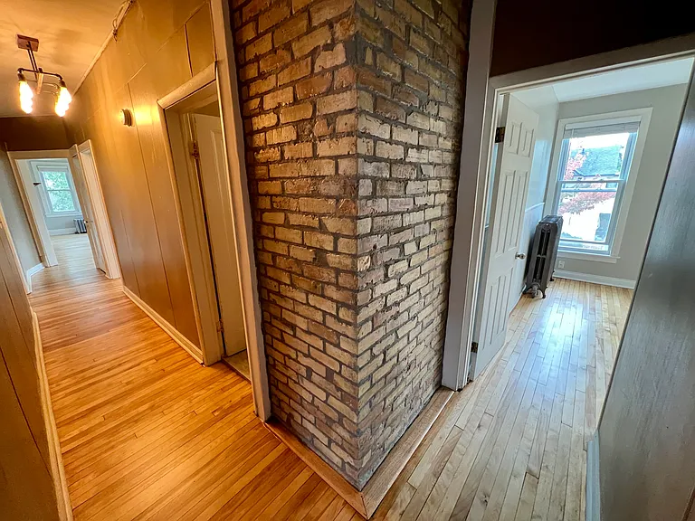 2654 Colfax Ave S — Photo 8