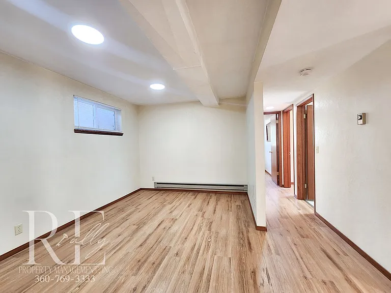 515 NW Heritage Ln — Photo 18