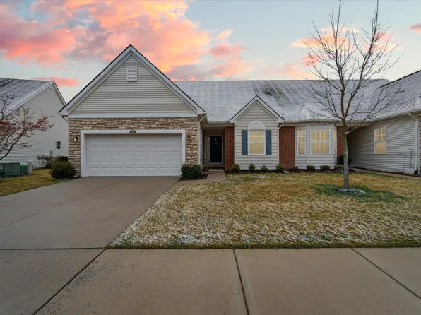 3415 Grove Ln, Auburn Hills, MI 48326