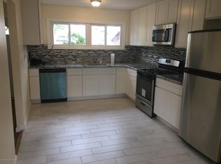 4242 Richmond Ave, Staten Island, NY 10312