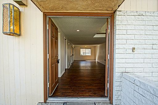 5th image of 2940 W 235th St APT 07