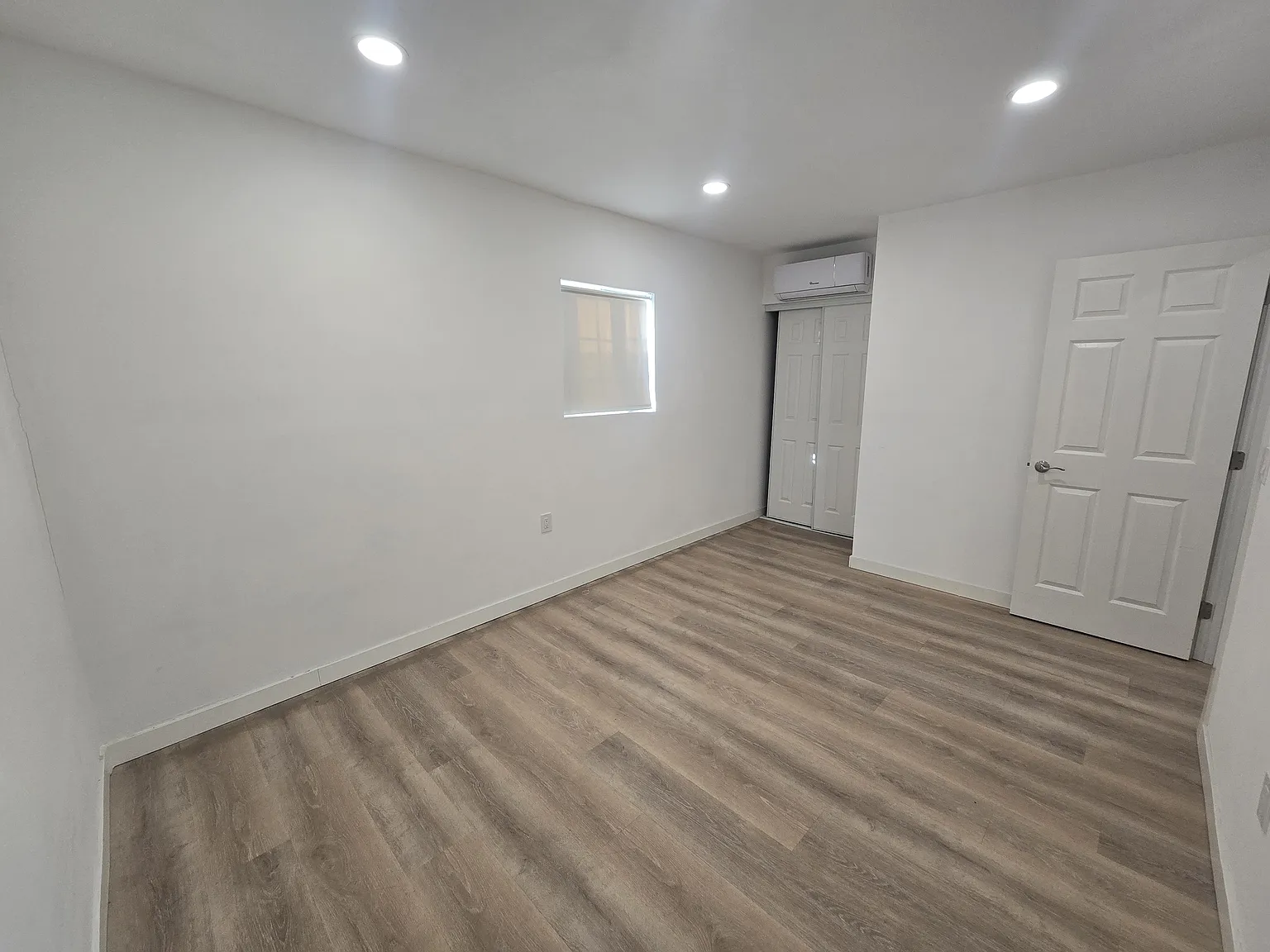1 bed, 420 sqft, $1,600 — Photo 4