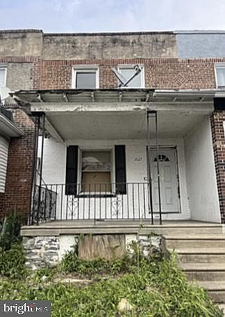 2nd image of 2627 S Muhlfeld St