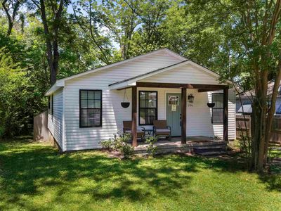 106 N 3rd St, Easley, SC, 29640