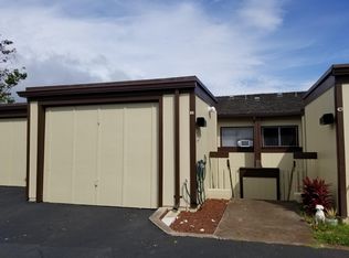 98-1088 Komo Mai Dr APT B, Aiea, HI 96701