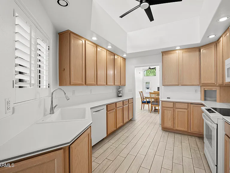 8479 N 84th Pl — Photo 31