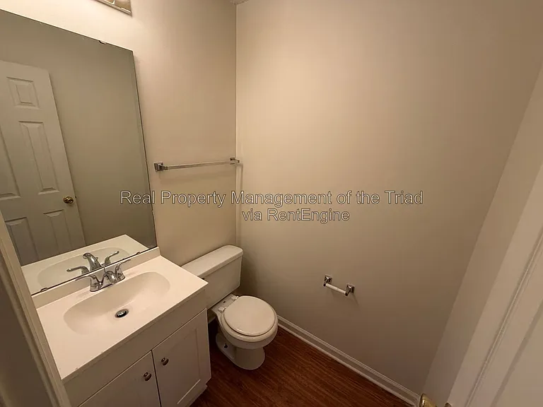 1500 Gatewood Ave #122 — Photo 7