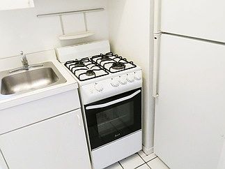 4th image of 500 1/2 E 84th St APT 3B