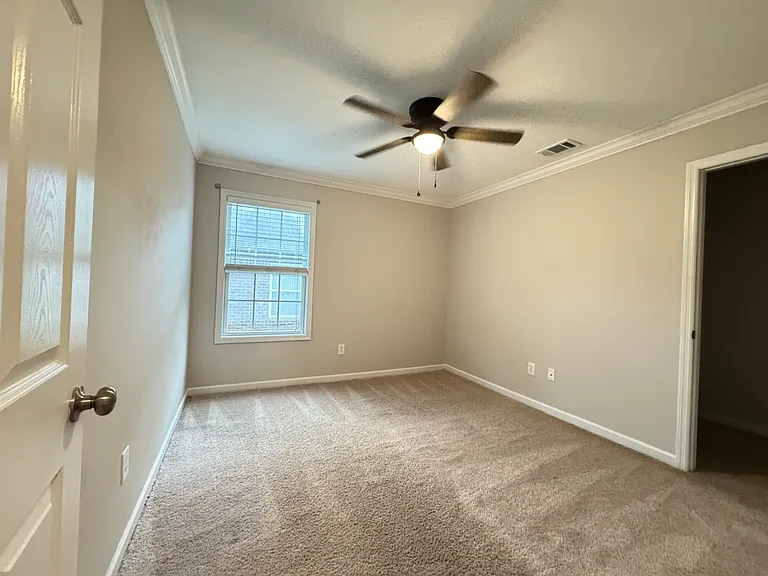 205 Laramie Cir NW — Photo 21