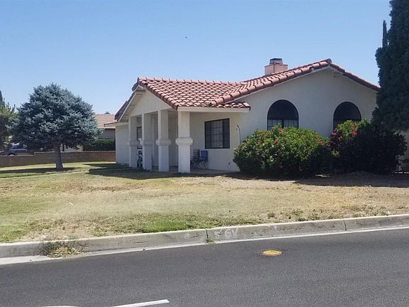 2nd image of 13355 Country Club Dr