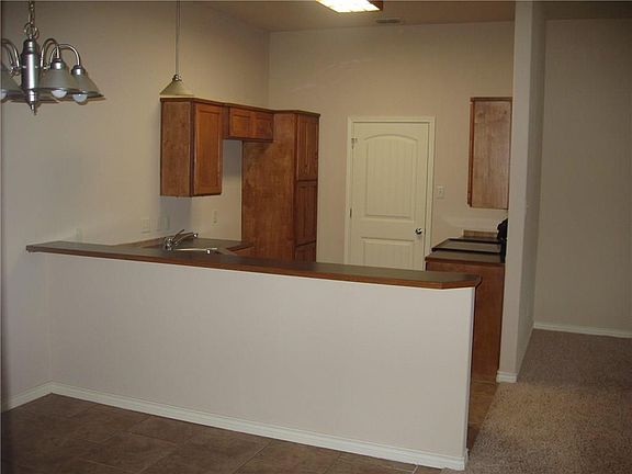 4th image of 4109 Carrera Ln