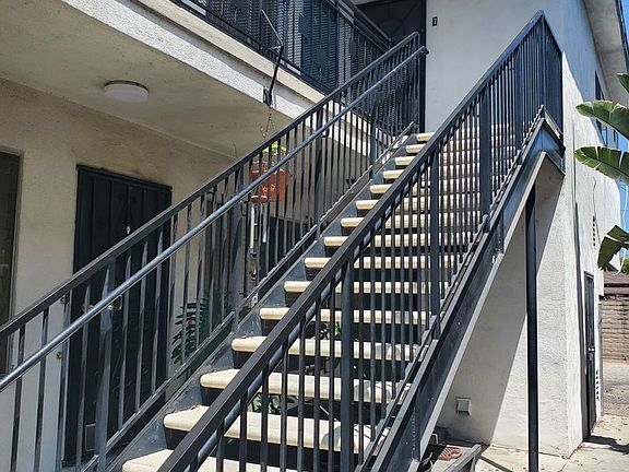 2nd image of 5020 Sawtelle Blvd #6