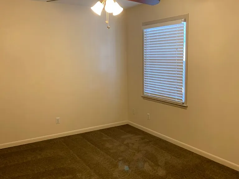 455 Mall Blvd #36 — Photo 14