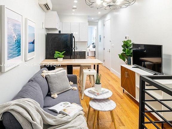 4th image of 259 Powers St APT 3R
