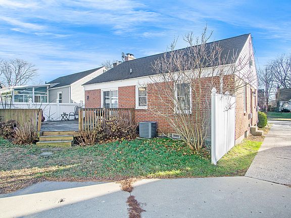 4th image of 1047 Griswold St SE
