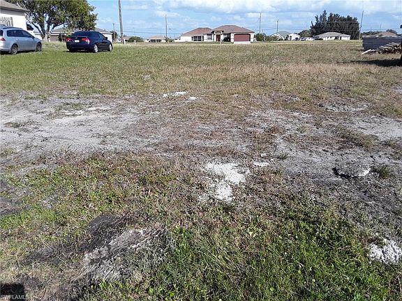 3rd image of 1809 NE 7th Ave