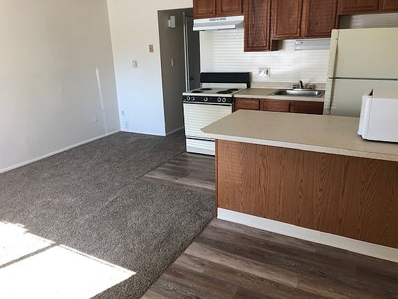 5th image of 685 Sherman St APT 3
