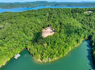 Cobblestone Ln, Eureka Springs, AR 72631