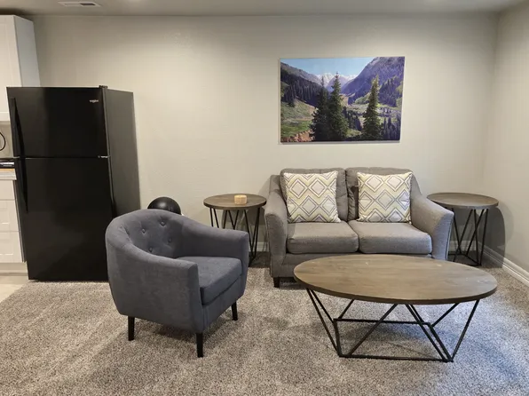 1878 Egnar St, Loveland, CO 80538