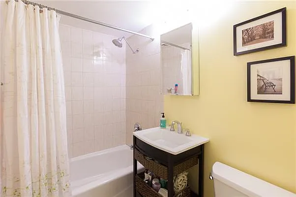 Sold by (Legacy) Elegran | media 4