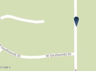 220 E Southwinds Dr, Newport, NC 28570
