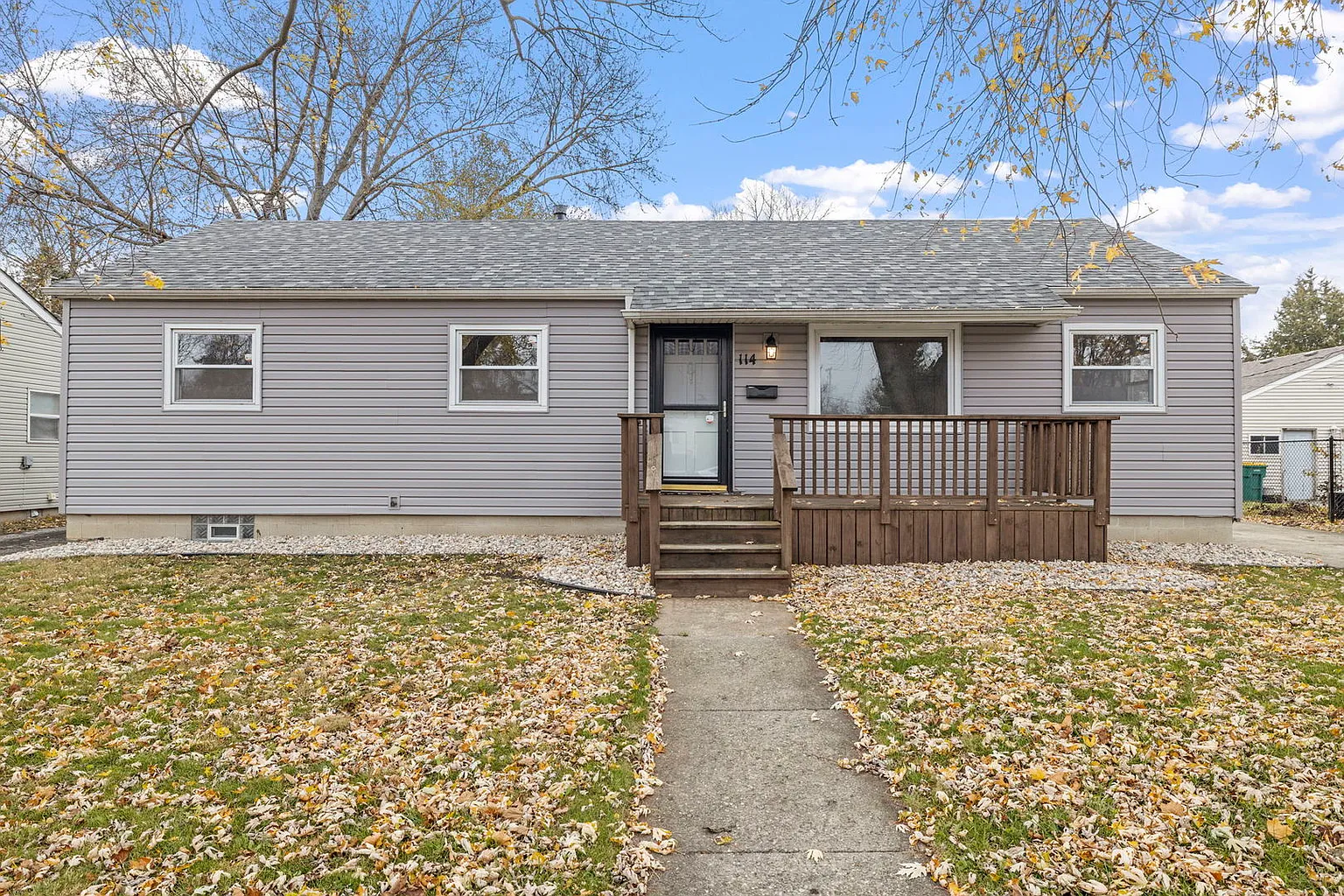 114 Park Dr photo 1