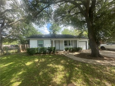 2107 Woodville Rd, Bryan, TX, 77803