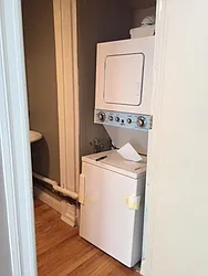 Rented by R New York