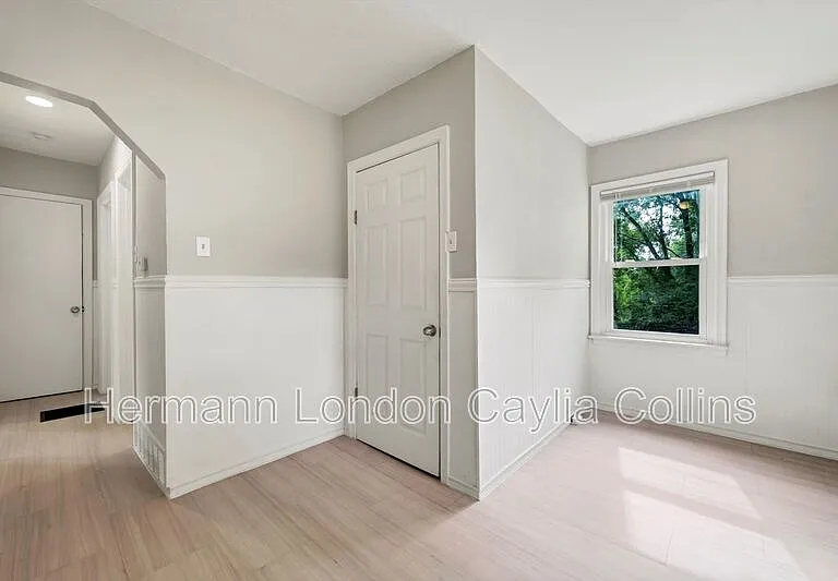 10117 Count Dr — Photo 9
